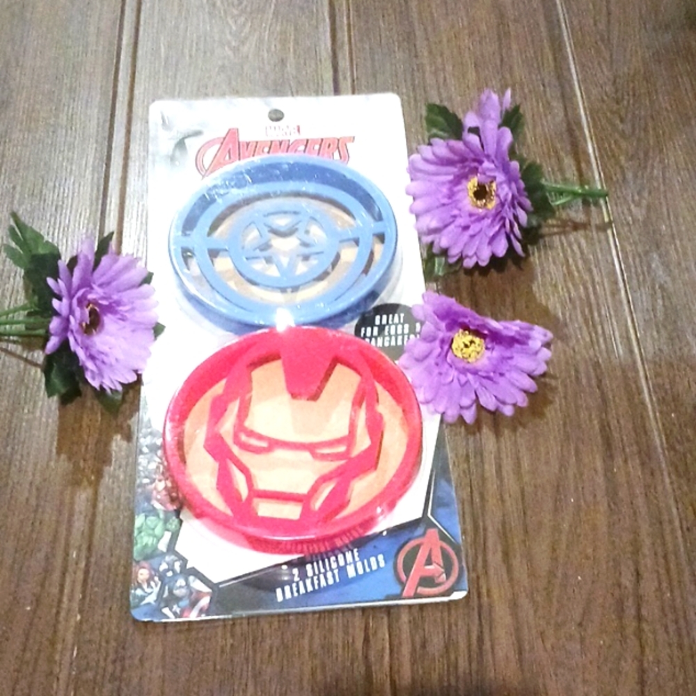 Marvel Avengers 2 Silicone Breakfast Molds